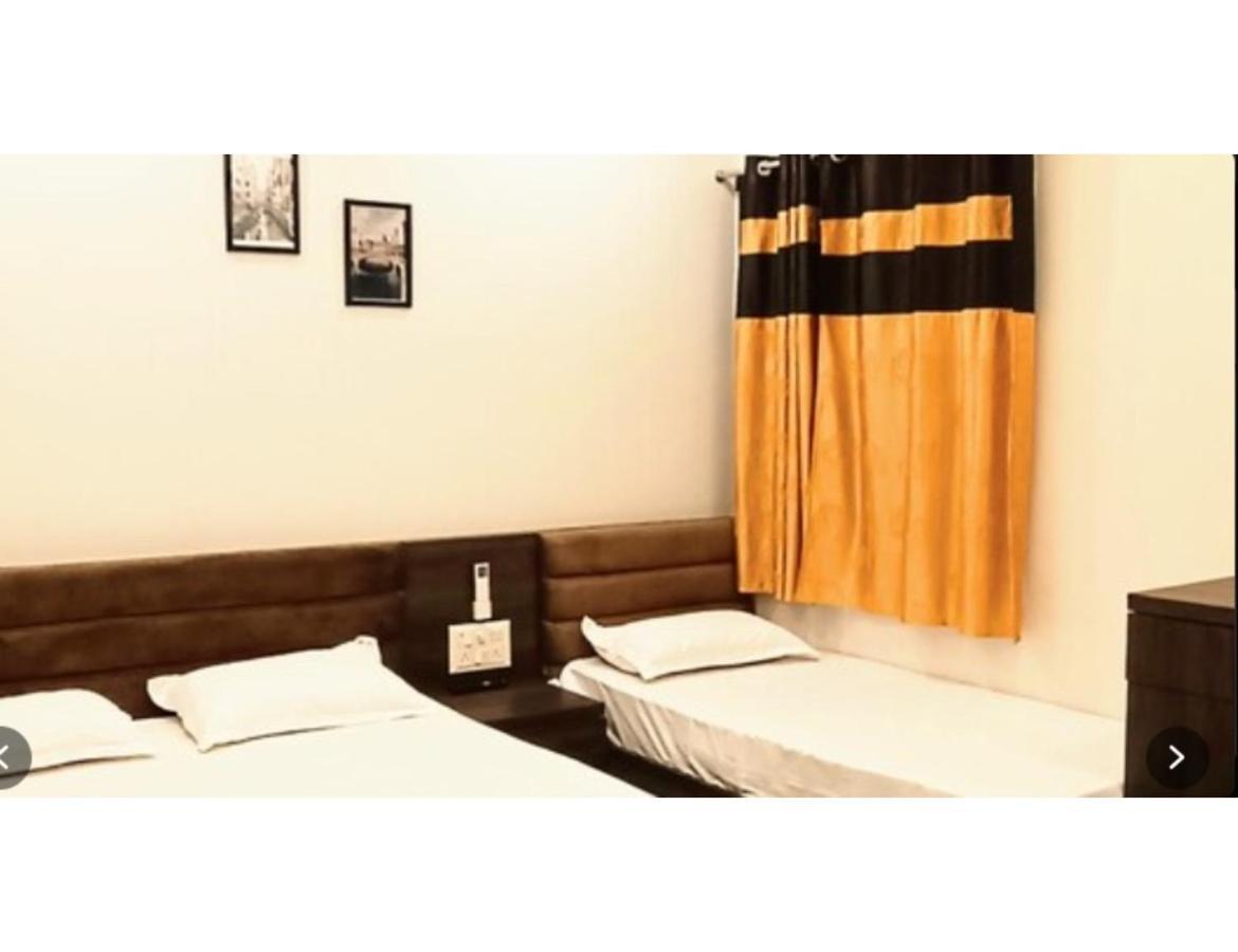 Hotel Shri Nivasa Inn, Kothi Godarpura エクステリア 写真